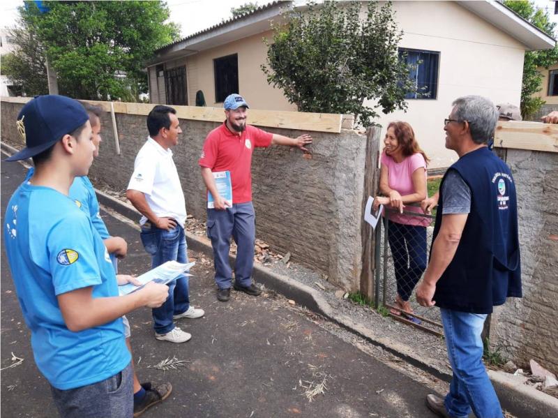 Vereador Sete participa de campanha de conscientização contra o esgoto clandestino